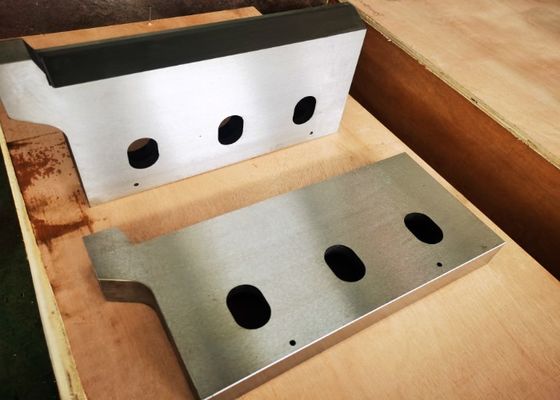 Rebarsのために切れるせん断を飛ばすせん断の刃を切る鋼板の金属